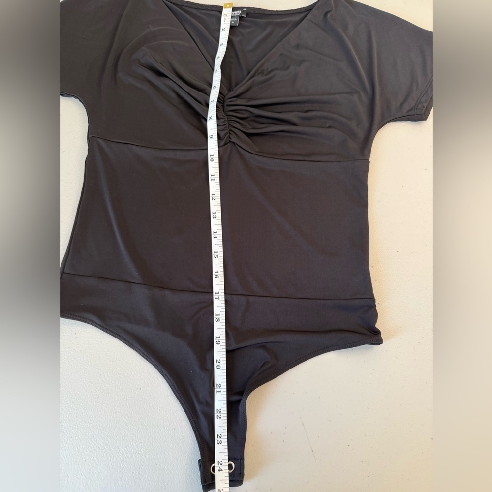 Express bodysuit - Picture 2 of 7